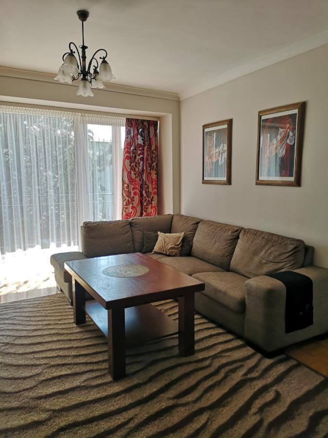 Apartment Broniewskiego *